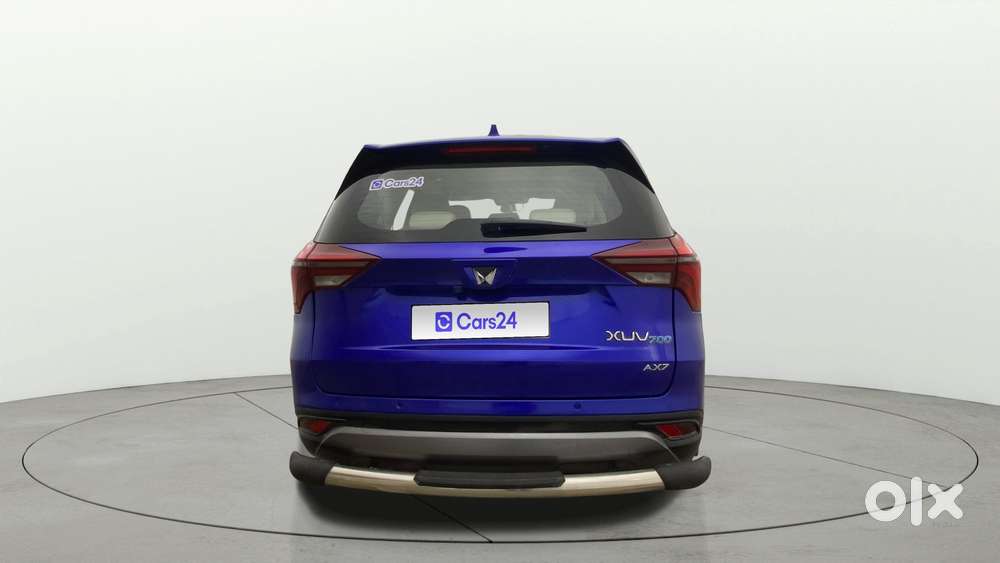 Mahindra Xuv700 2.0 Ax 7 Petrol Mt Str, 2021, Petrol