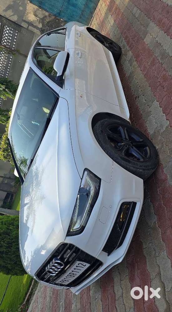 Audi A4 2.0 Tdi Premium With Sunroof, 2015, Diesel