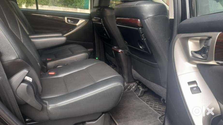 Toyota Innova Crysta Zx 2.4 Diesel 7 Seater, 2025, Diesel