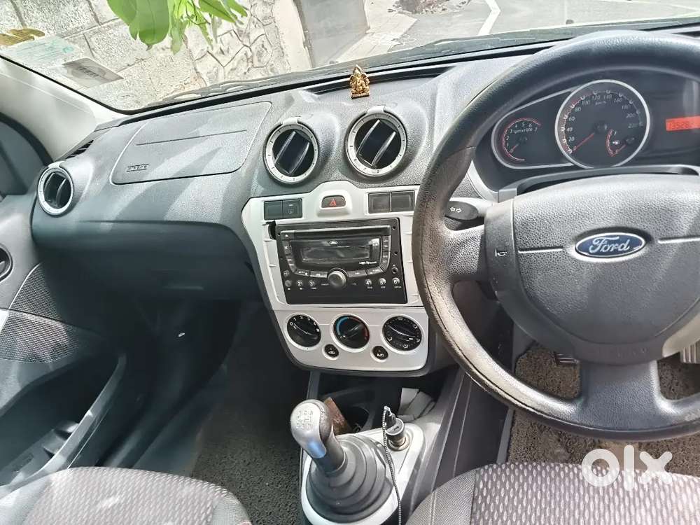 Ford Figo Petrol 2010 Manual Fc 2030 Insurence Live