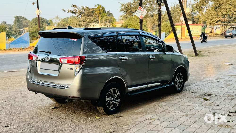 Toyota Innova Crysta 2.4 Gx Limited Edition 8 Str, 2018, Diesel