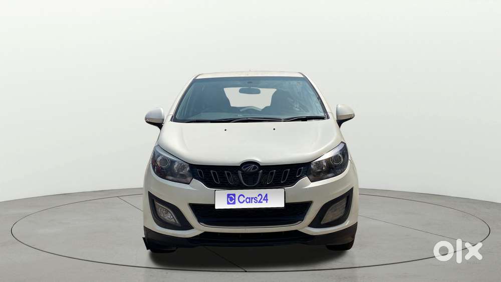 Mahindra Marazzo M8, 2018, Diesel
