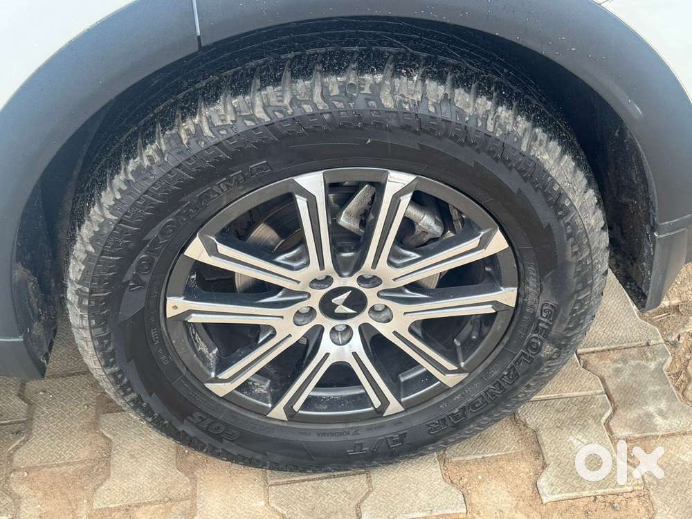 Mahindra Xuv700 2.2 Ax 7 Diesel At Luxury Pack Str Awd, 2024, Diesel