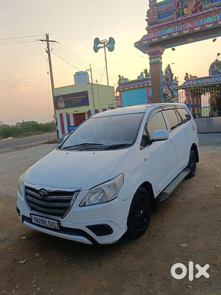 Toyota Innova 2.5 G (diesel) 8 Seater, 2014, Diesel