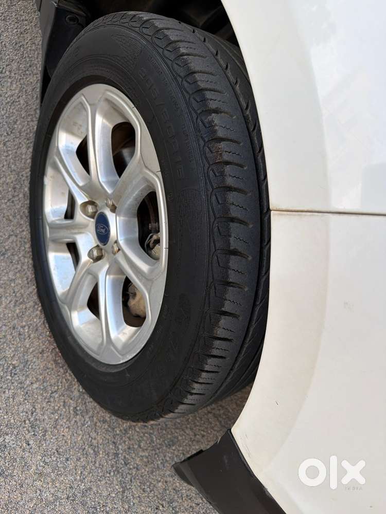 Ford Ecosport Petrol 2020 variant