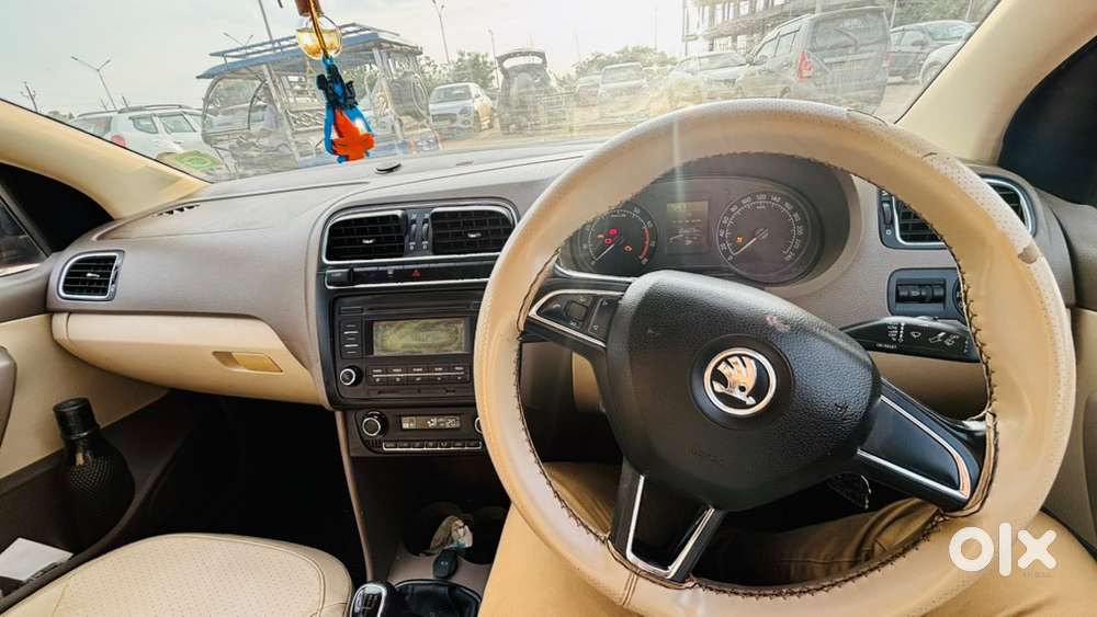 Skoda Rapid Petrol 2017 Year