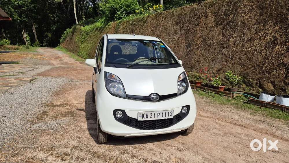 Tata Nano Xta 2016