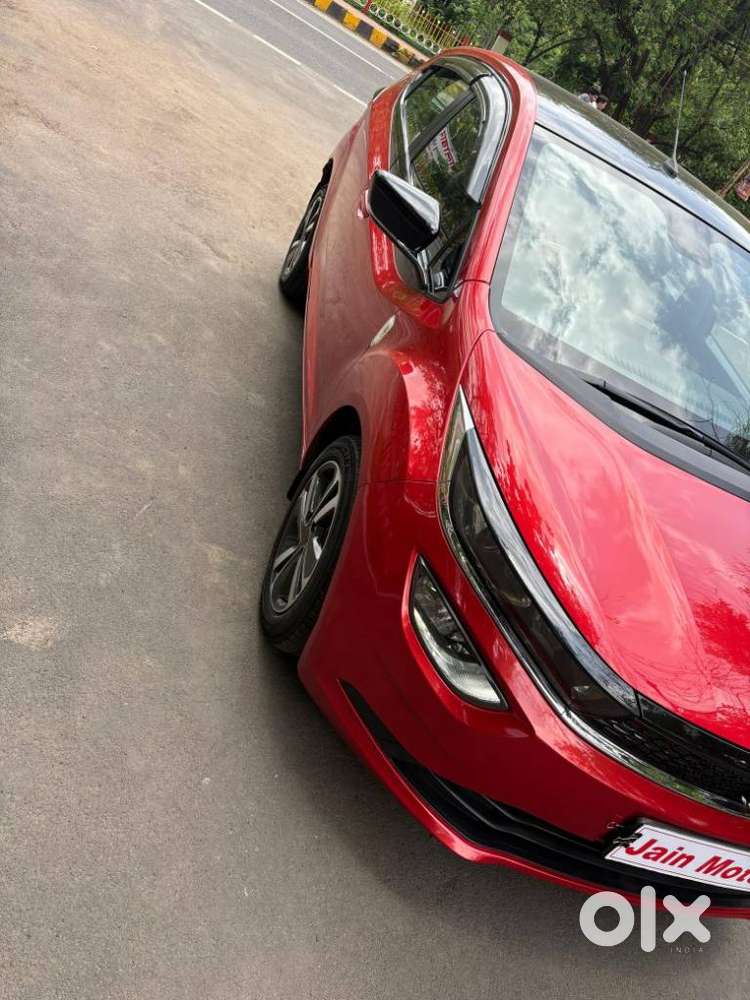 Tata Altroz Xz Plus (s), 2021, Petrol