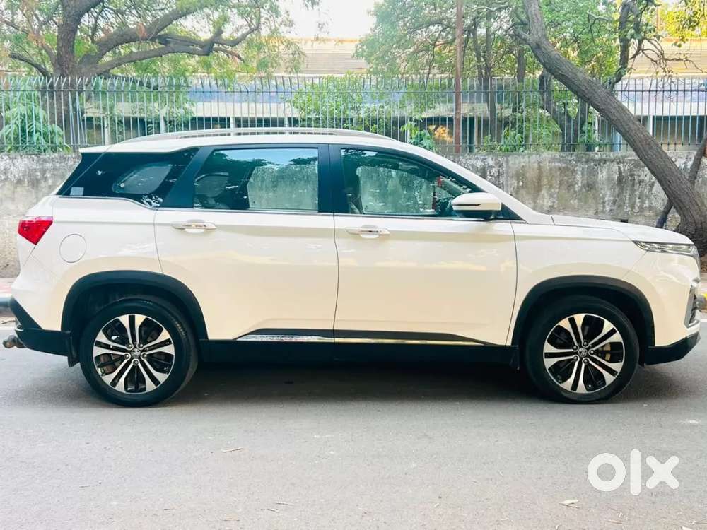 Mg Hector 1.5 Hybrid Sharp Dual Tone, 2022, Petrol