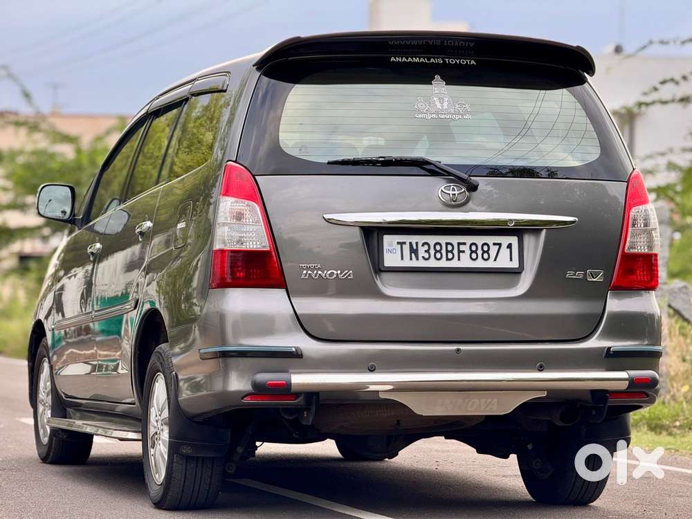 Toyota Innova 2.5 Ev Ps 7 Str Bs-iii, 2011, Diesel