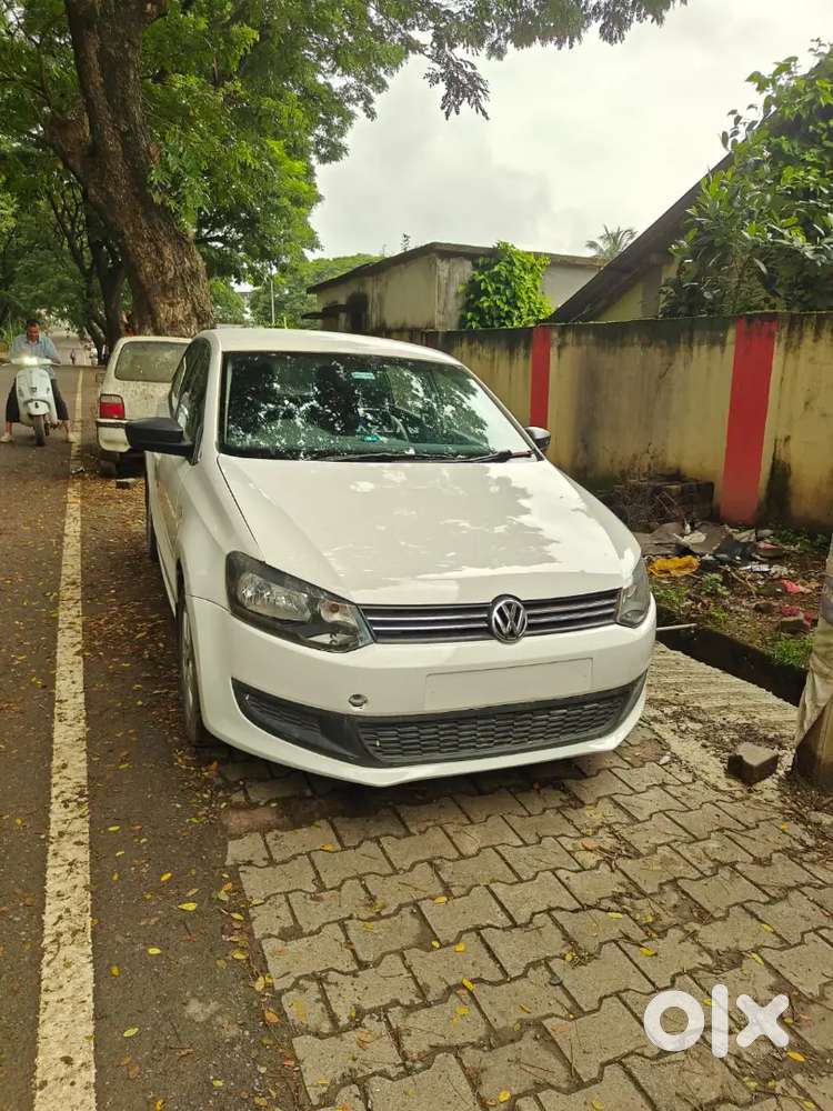 Volkswagen Polo Comfortline 2010 Petrol Car