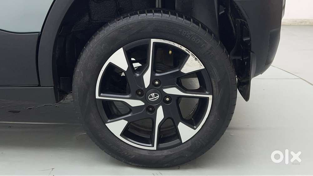 Tata Punch Creative Amt, 2023, Petrol