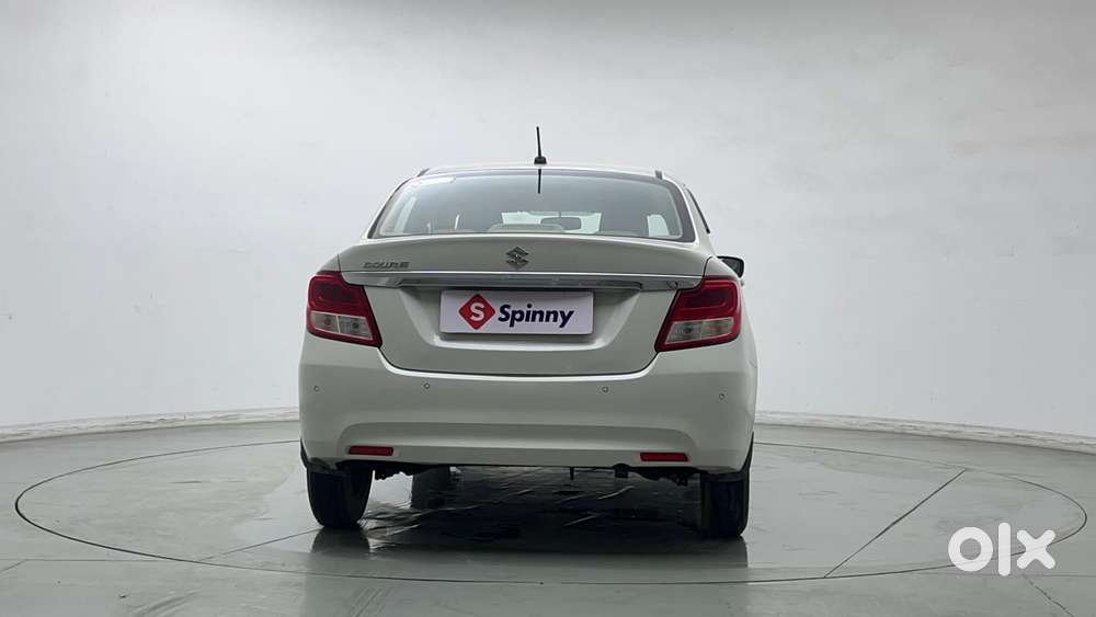 Maruti Suzuki Dzire 1.2 Vxi, 2022, Petrol