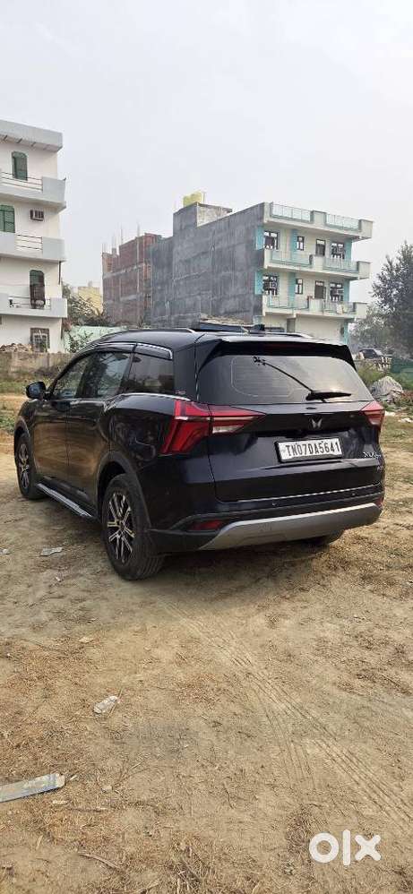 Mahindra Xuv700 2.0 Ax 7 Petrol At Str, 2022, Petrol