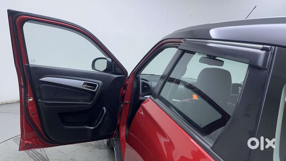 Maruti Suzuki Vitara Brezza 1.5 Zxi Plus At Dual Tone, 2021, Petrol