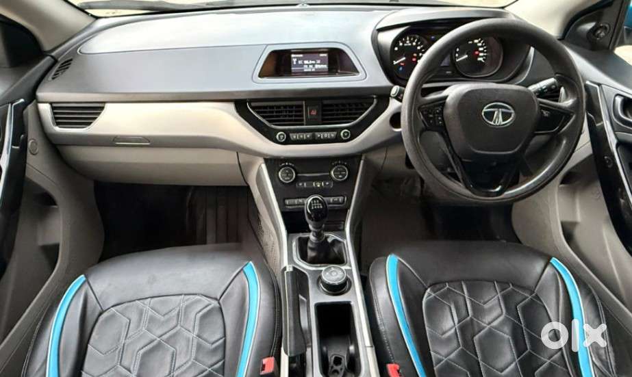 Tata Nexon 1.2 Revotron Xt, 2018, Petrol