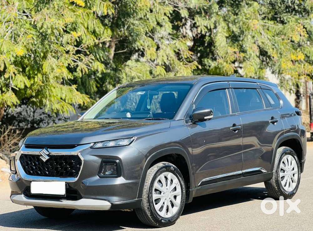 Maruti Suzuki Grand Vitara 1.5 Delta Smart Hybrid At, 2023, Petrol