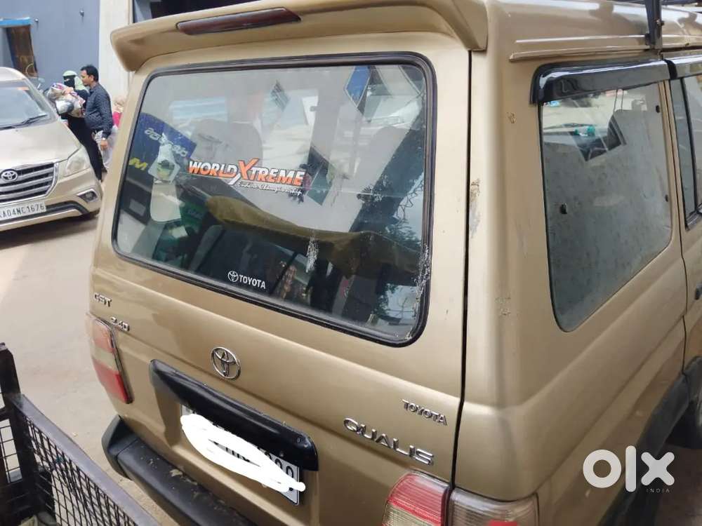 Toyota Qualis 2003 Petrol Well Maintained