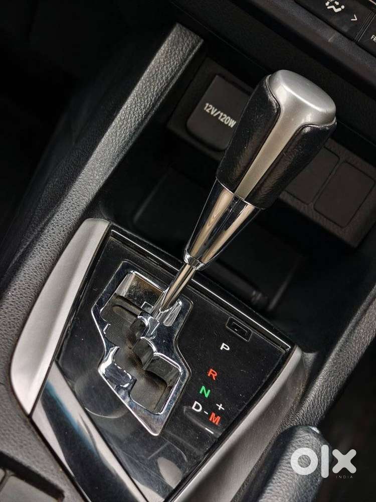 Toyota Corolla Altis, 2014, Petrol