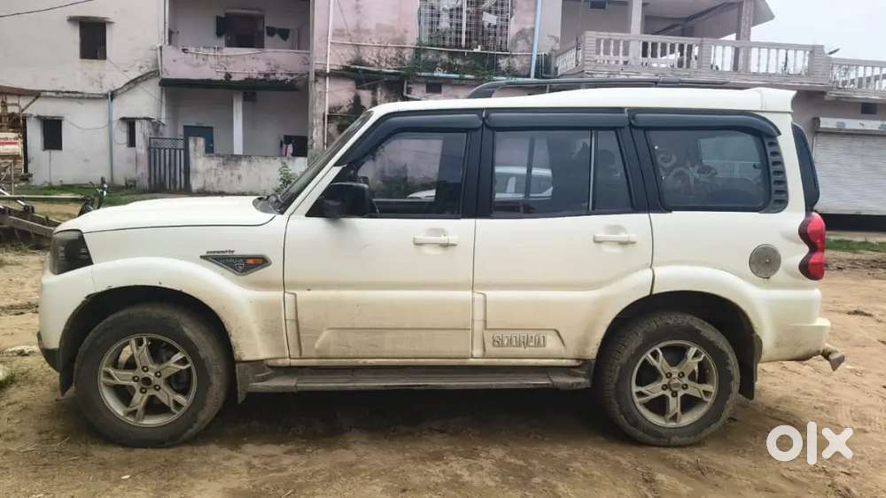 Mahindra Scorpio S10 Diesel Manual 2015