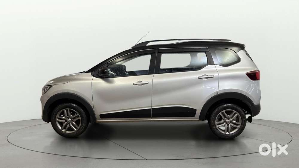 Renault Triber Rxz Easy-r Amt, 2023, Petrol