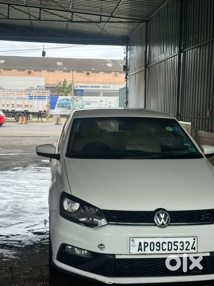 Volkswagen Polo 2011 Year