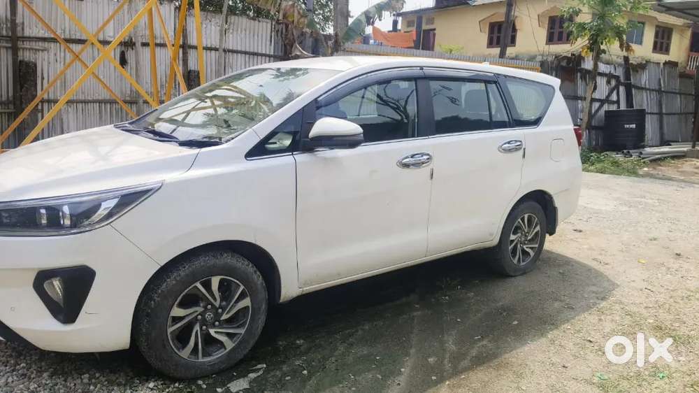 Toyota Innova Crysta 2022 Diesel 185000 Km Driven