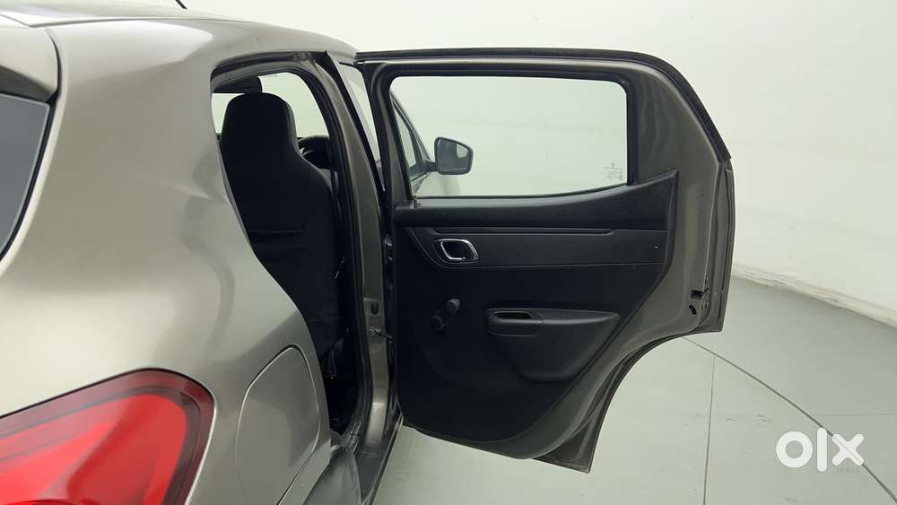 Renault Kwid 1.0 Rxt Sce Special (o), 2019, Petrol
