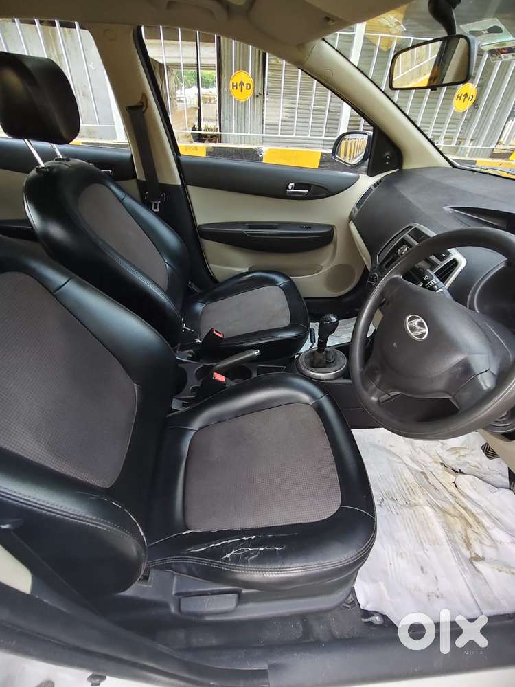 Hyundai I20 Sportz 1.4 Crdi 6 Speed Bs-iv, 2013, Diesel