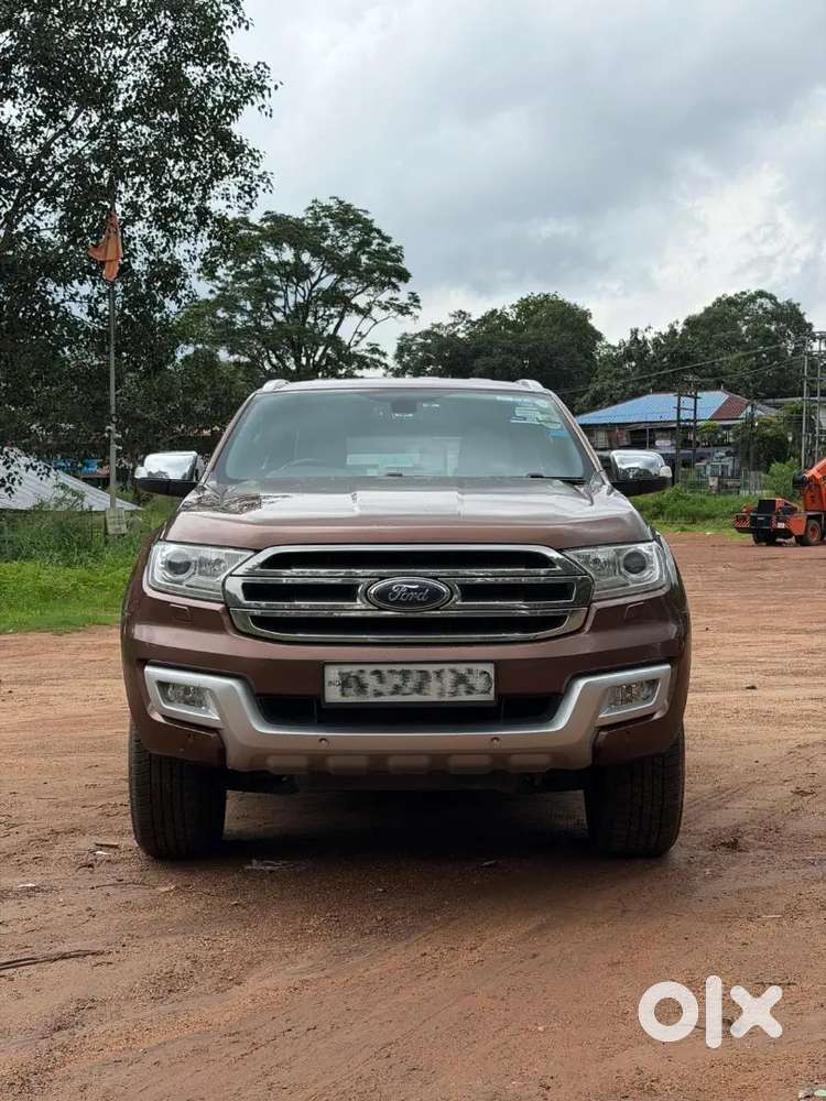 Ford Endeavour 2.2 Titanium