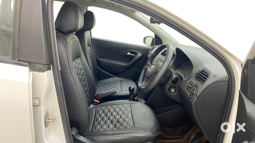 Volkswagen Polo 1.0 Tsi Comfortline At, 2021, Petrol