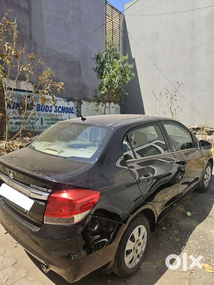 Honda Amaze 2014 Petrol Well Maintained