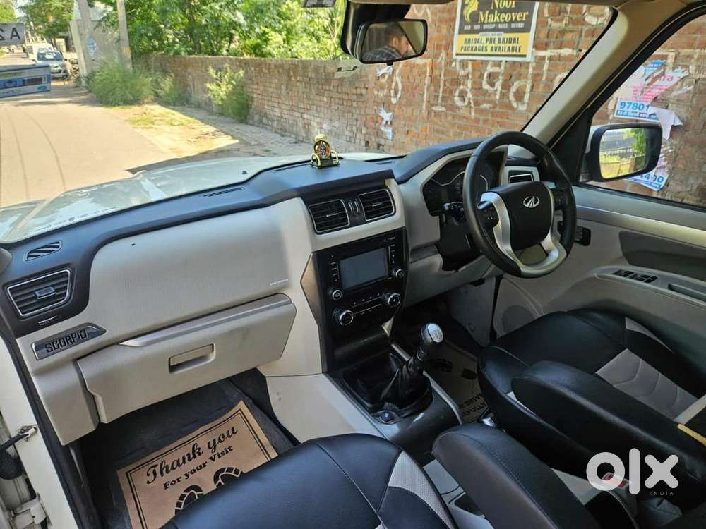 2018 S10_top_variant Scorpio_1stowner