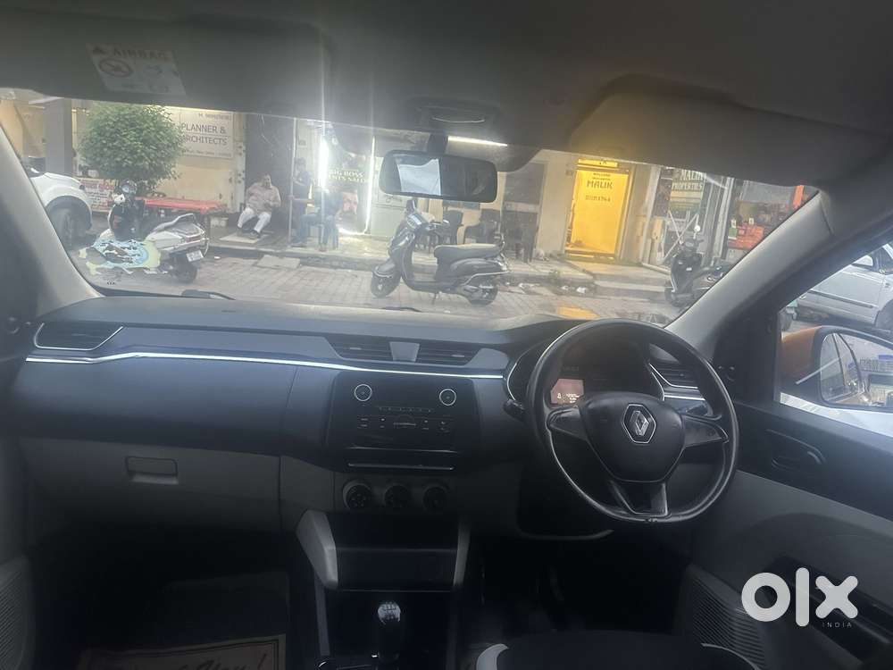 Renault Triber Rxl, 2019, Petrol