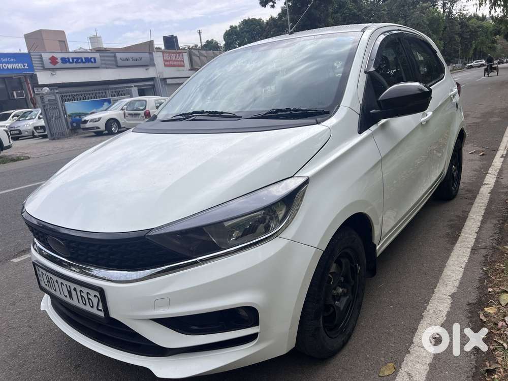 Tata Tiago 1.2 Revotron Xt (o), 2024, Petrol