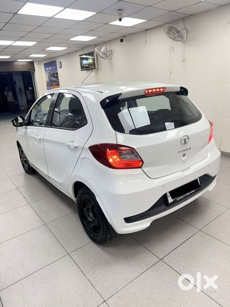 Tata Tiago 1.2 Revotron Xt (o), 2024, Petrol