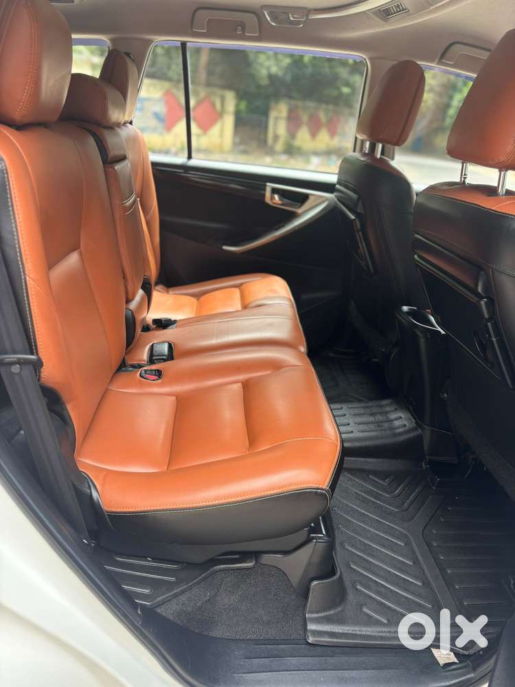 Toyota Innova Crysta 2.4 V, 2017, Diesel