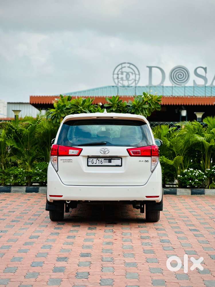 Toyota Innova Crysta 2.4 V 8 Str, 2021, Diesel