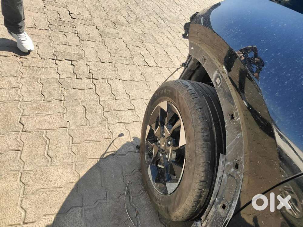 Kia Sonet 1 Petrol 39000 Km Driven