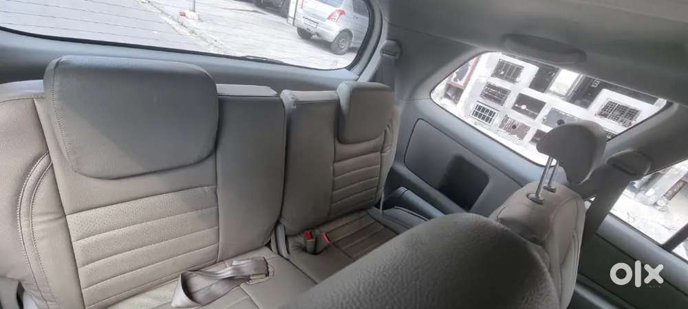 Toyota Innova 2.5 V 2012 Second Owner