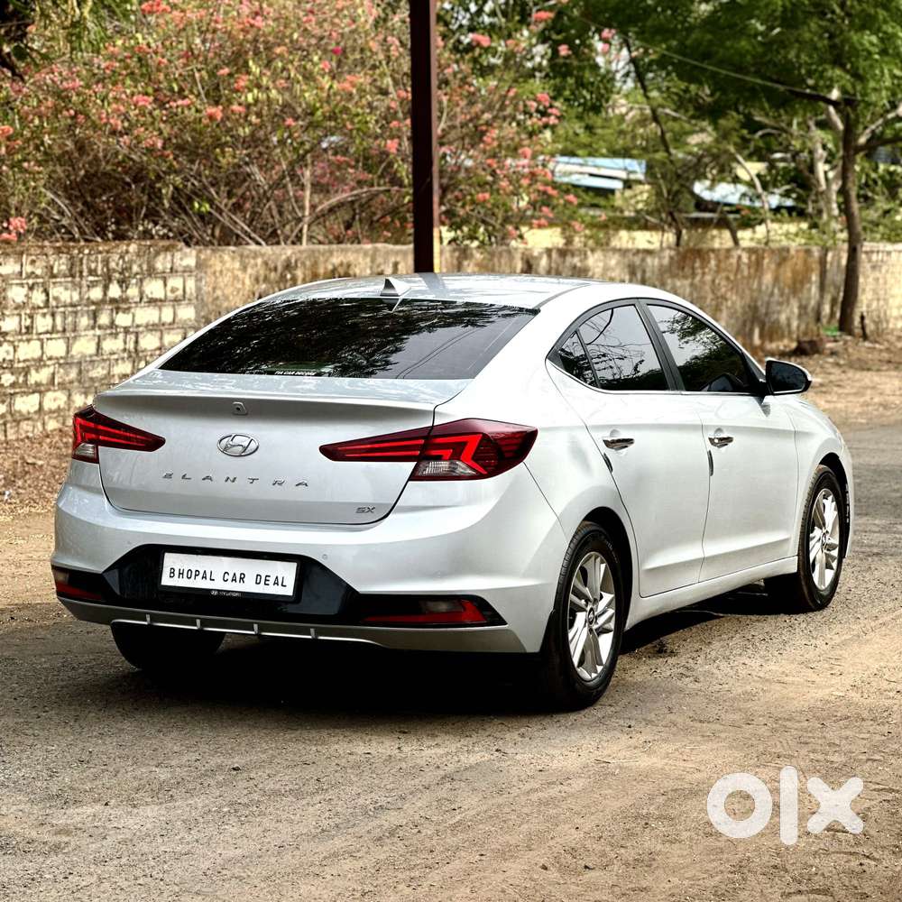 Hyundai Elantra 2.0 Sx, 2022, Petrol