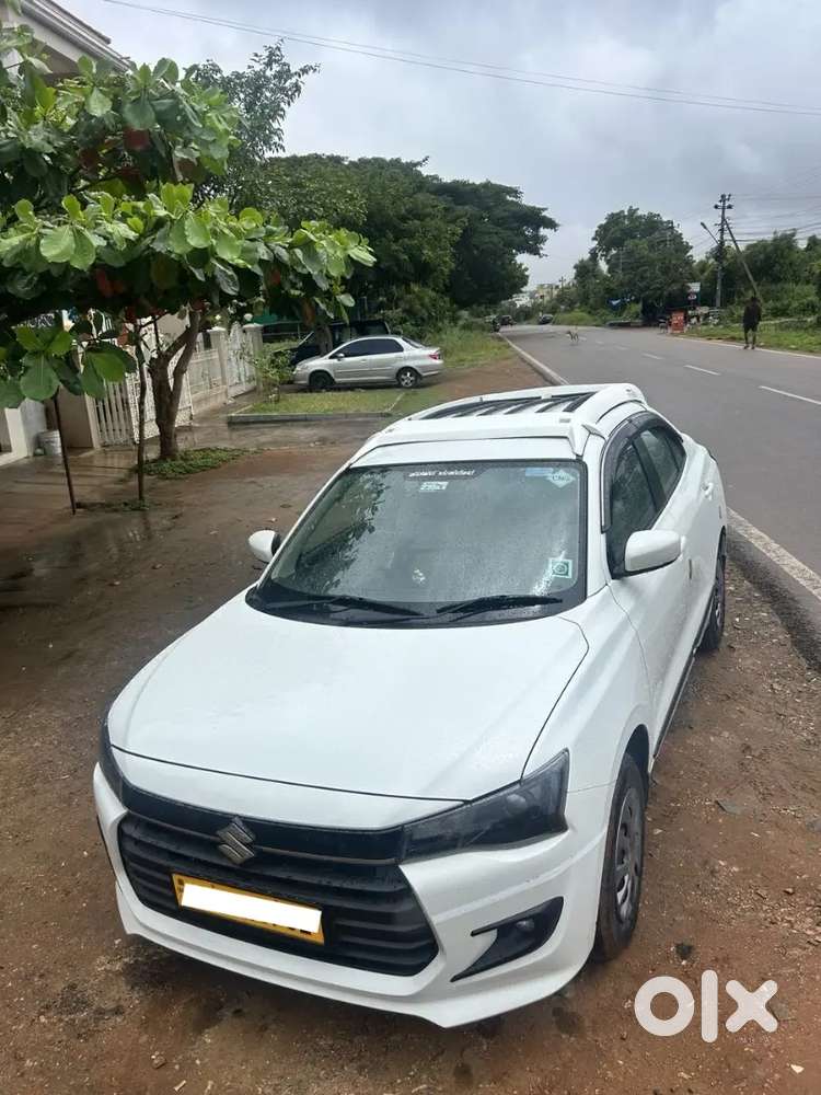 Maruti Dzire 1.2 Vxi 2025