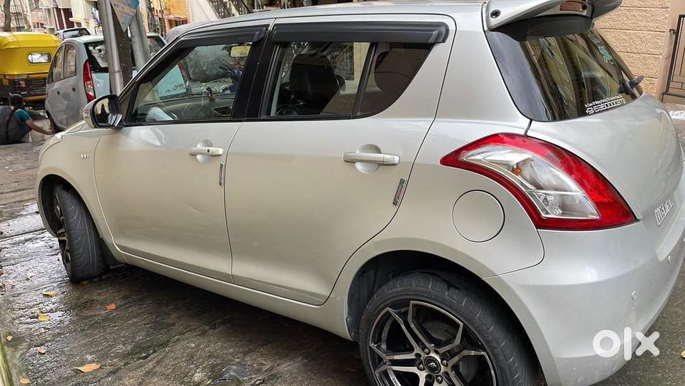 Maruti Suzuki Swift 2016 Petrol 107000 Km Driven