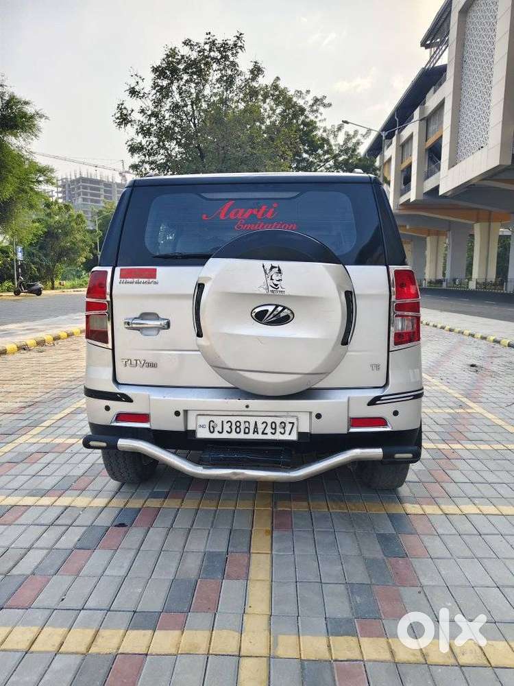 Mahindra Tuv 300 Mhawk100 T8 Dual Tone, 2018, Diesel