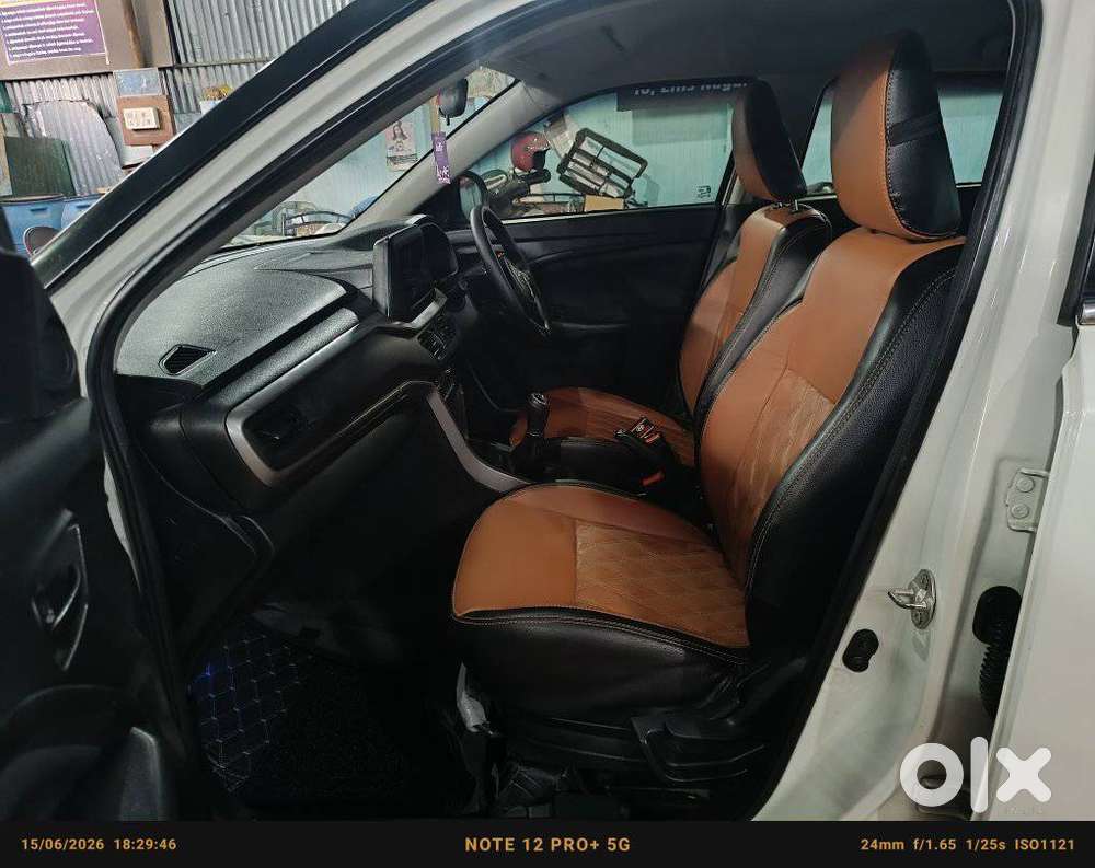 Maruti Suzuki Brezza 1.5 Vxi Smart Hybrid, 2023, Petrol