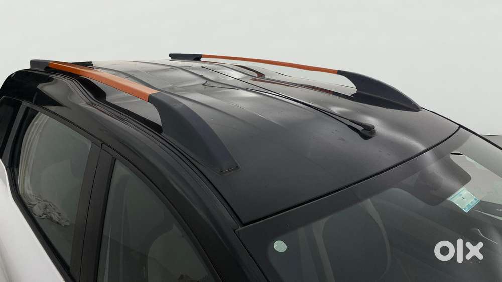 Renault Triber Rxz, 2022, Petrol