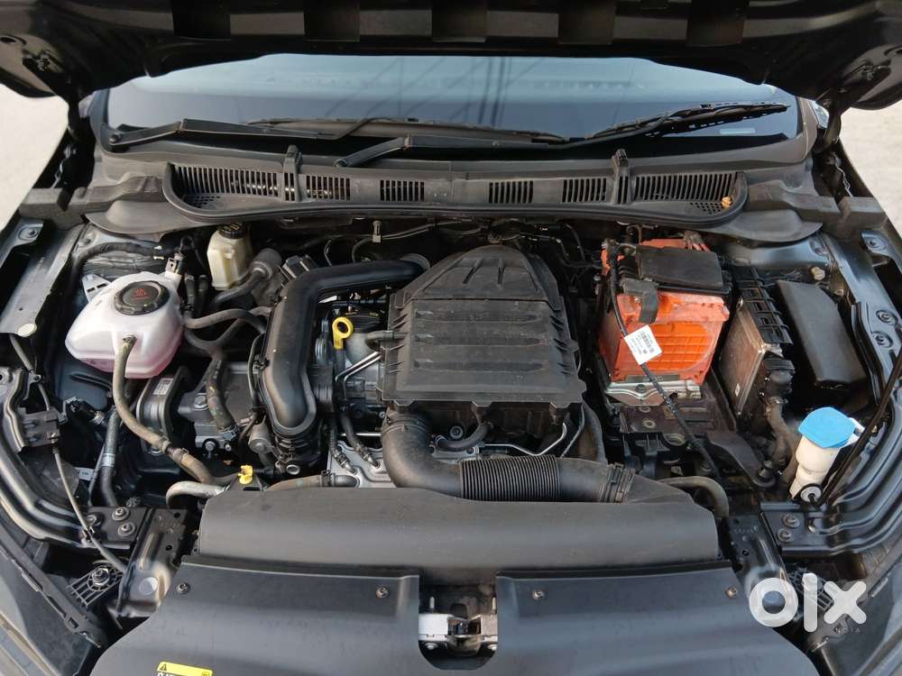 Skoda Slavia 1.0 Tsi Style At, 2023, Petrol