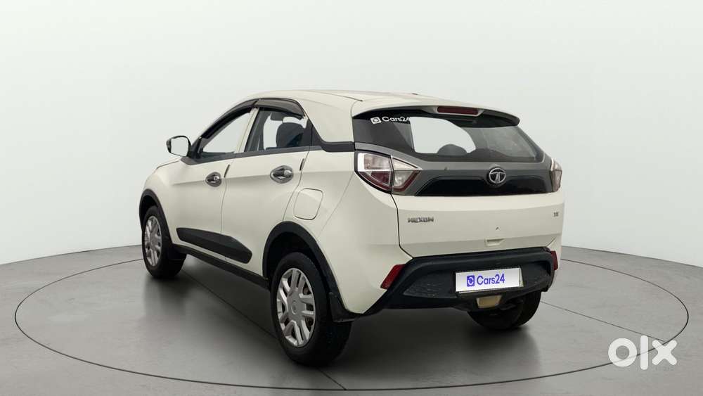 Tata Nexon 1.2 Revotron Xe, 2018, Petrol