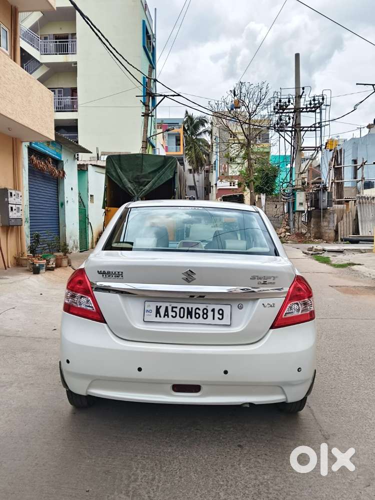 Maruti Suzuki Swift Dzire 1.2 Vxi Bsiv, 2013, Petrol