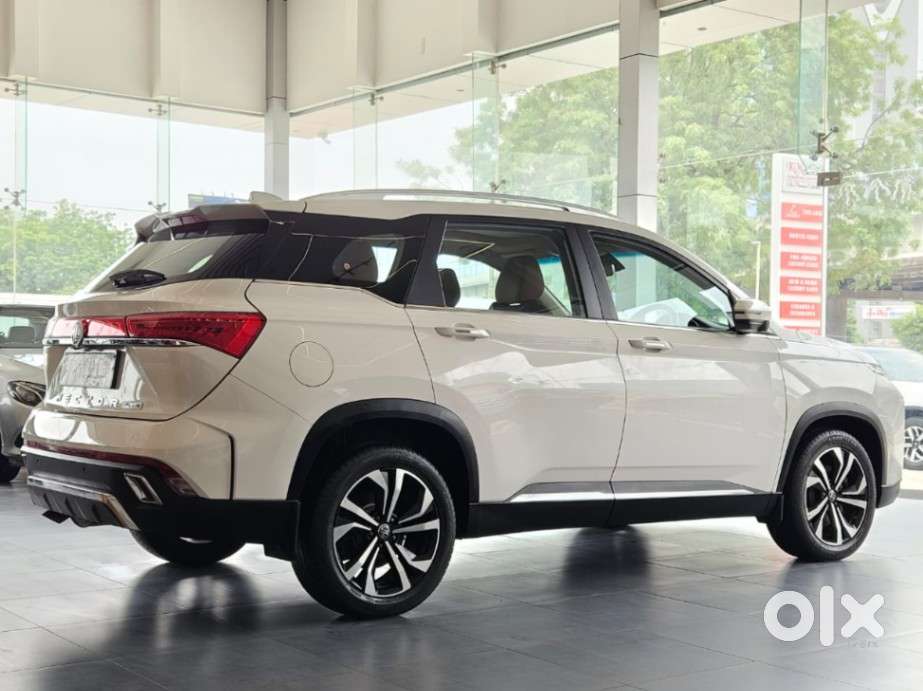 Mg Hector Plus Savvy Pro 1.5 Turbo Petrol Cvt 7 Str, 2023, Petrol